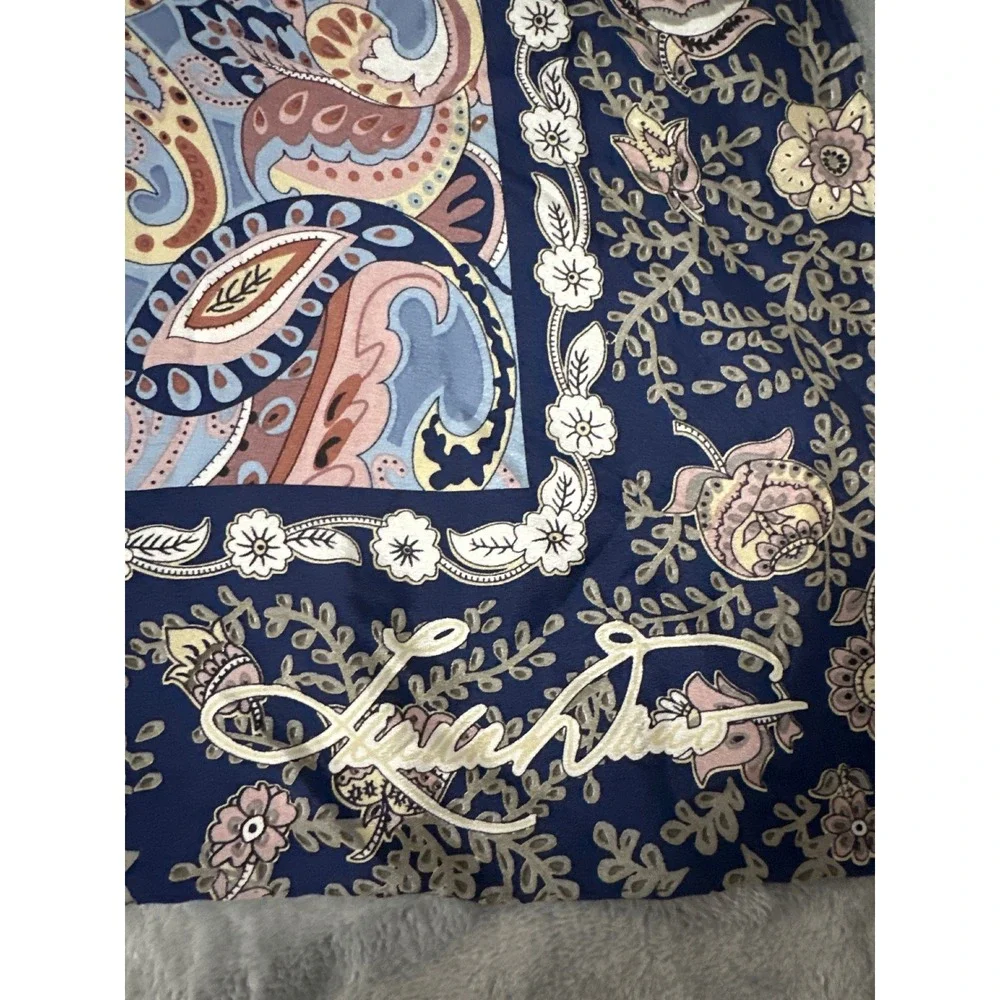 Linda Dano‎ Silk Scarf